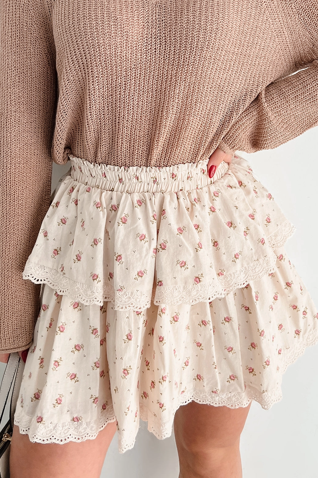 Relaxed Motion Street Edge Stitched With A Story Floral Ruffle Mini Skirt (Cream/Multi)