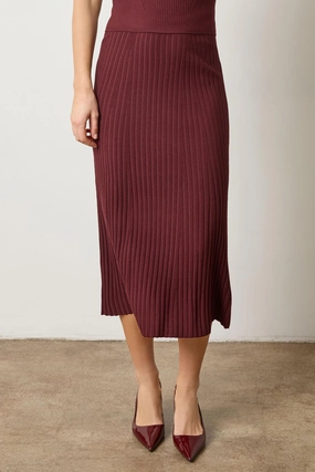 Straight Rib Skirt in Dark Cherry Light Touch