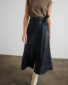 Relaxed Waist Hudley Skirt