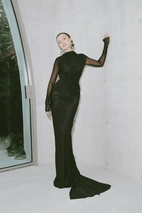 Easy Layering Side-Pocket Monaco Gown Black