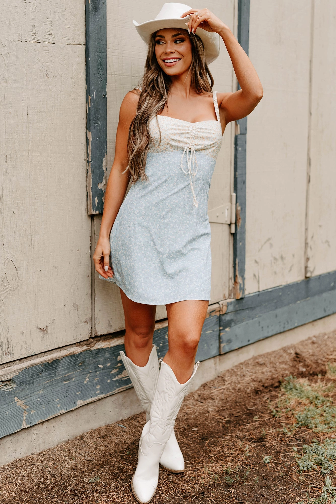 Soft Waist Sunny Side Up Sleeveless Floral Mini Dress (Blue)