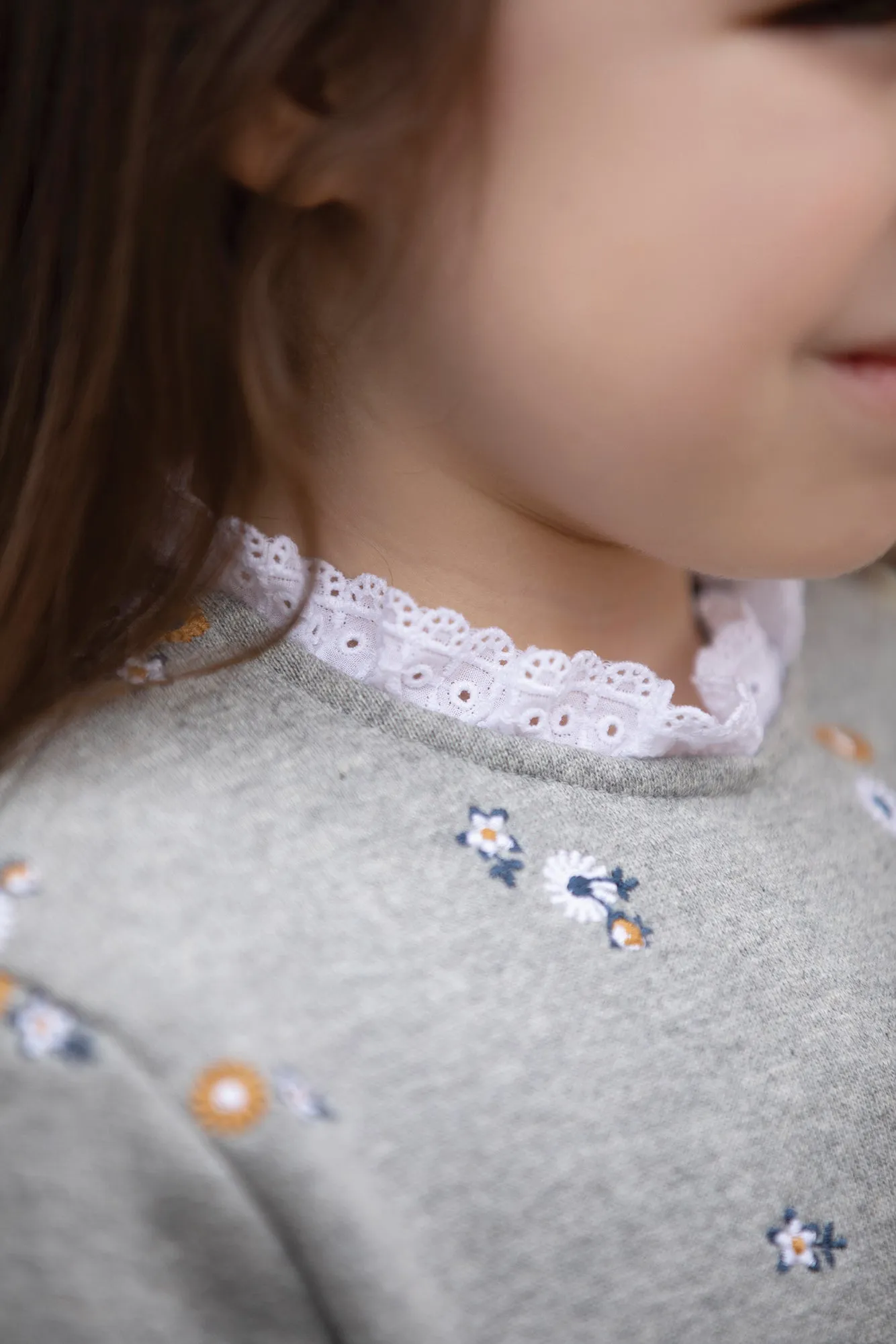 Sweatshirt - Grey marl with floral embroidery