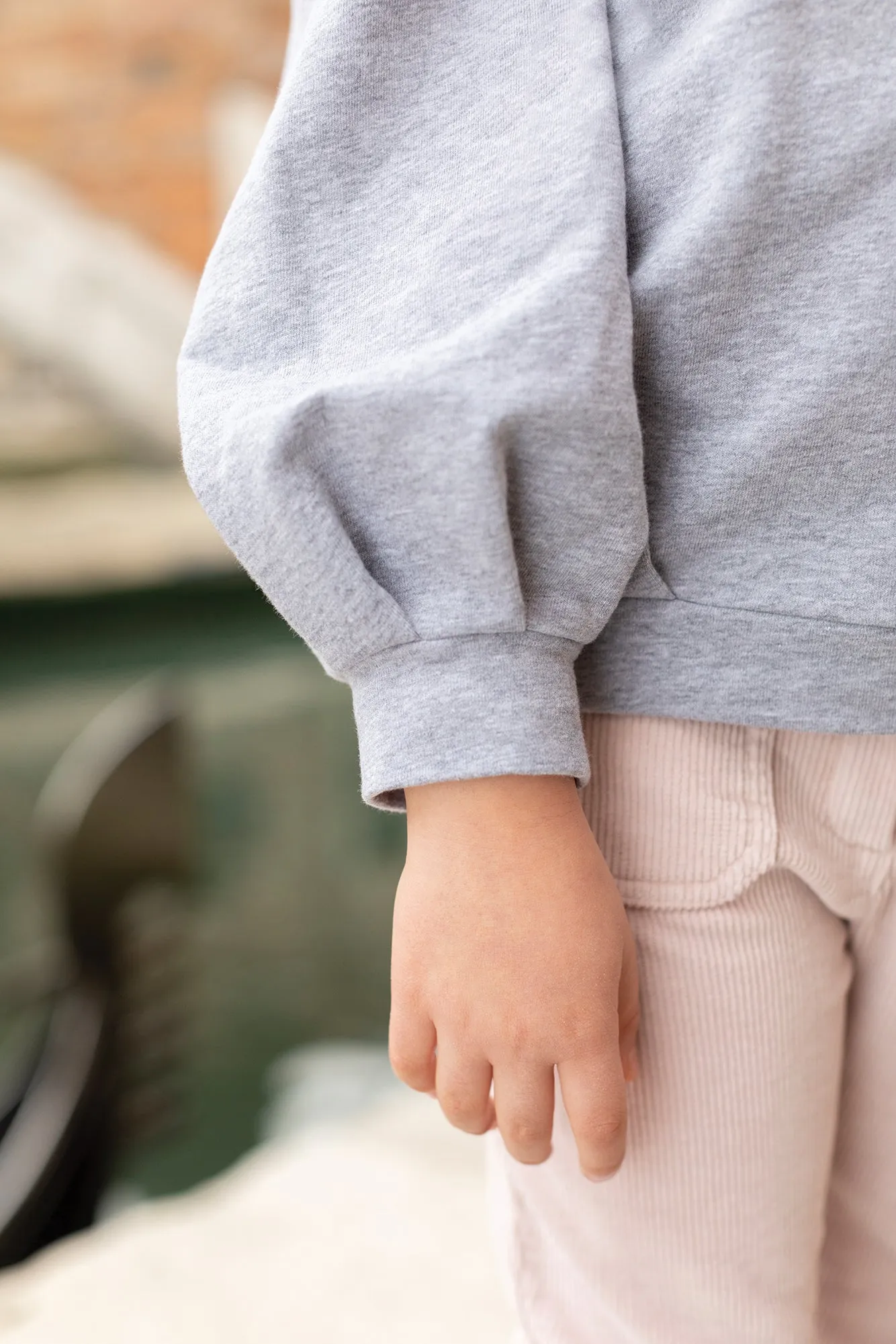 Sweatshirt - Grey with Peter Pan Collar