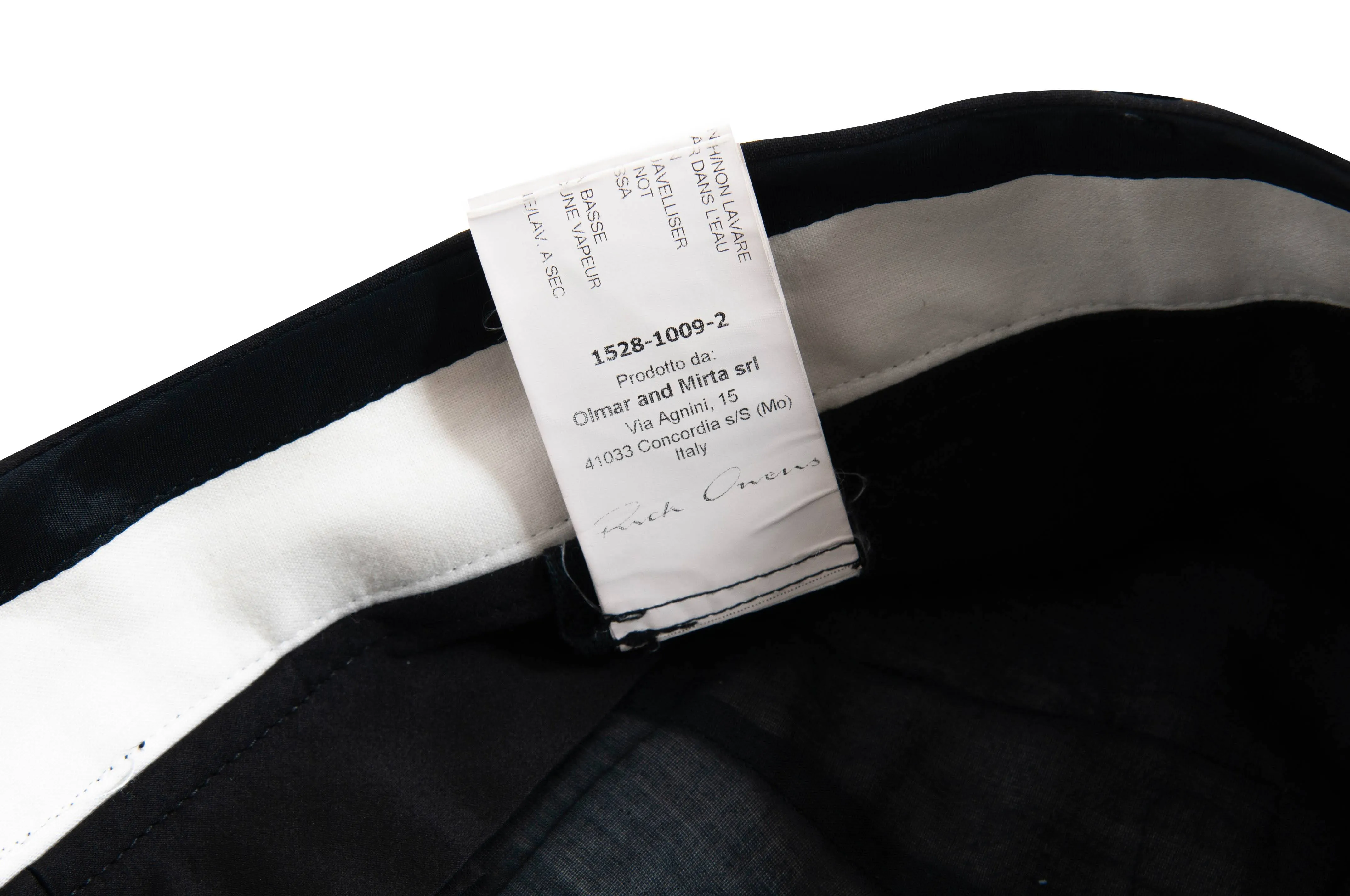 Tailored Pod Shorts