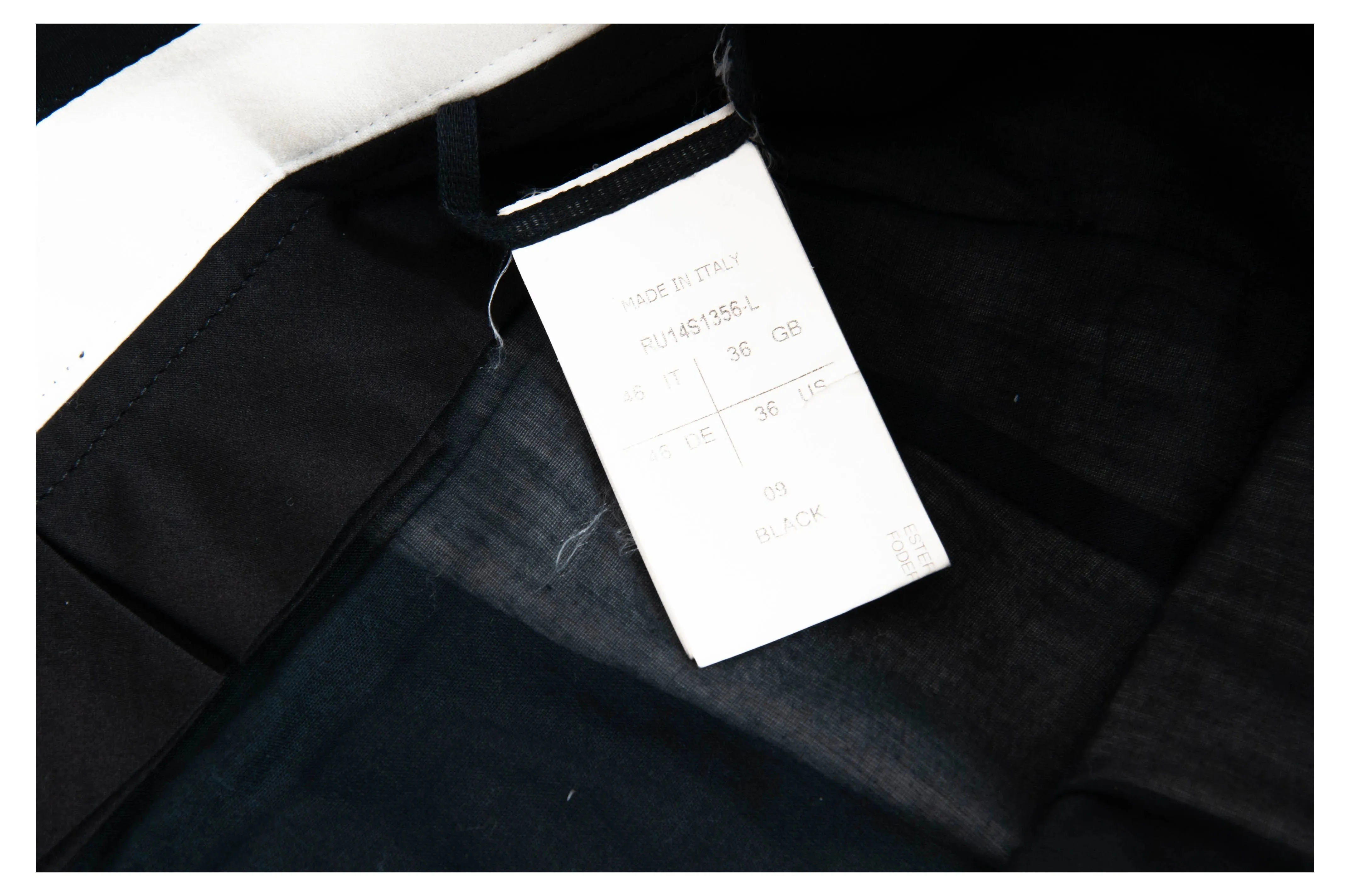 Tailored Pod Shorts