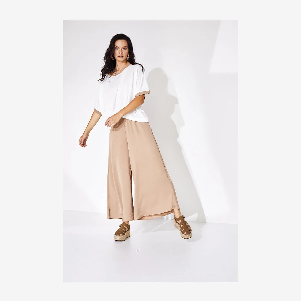 TAN WIDE LEG TROUSERS WITH ELASTIC WAIST