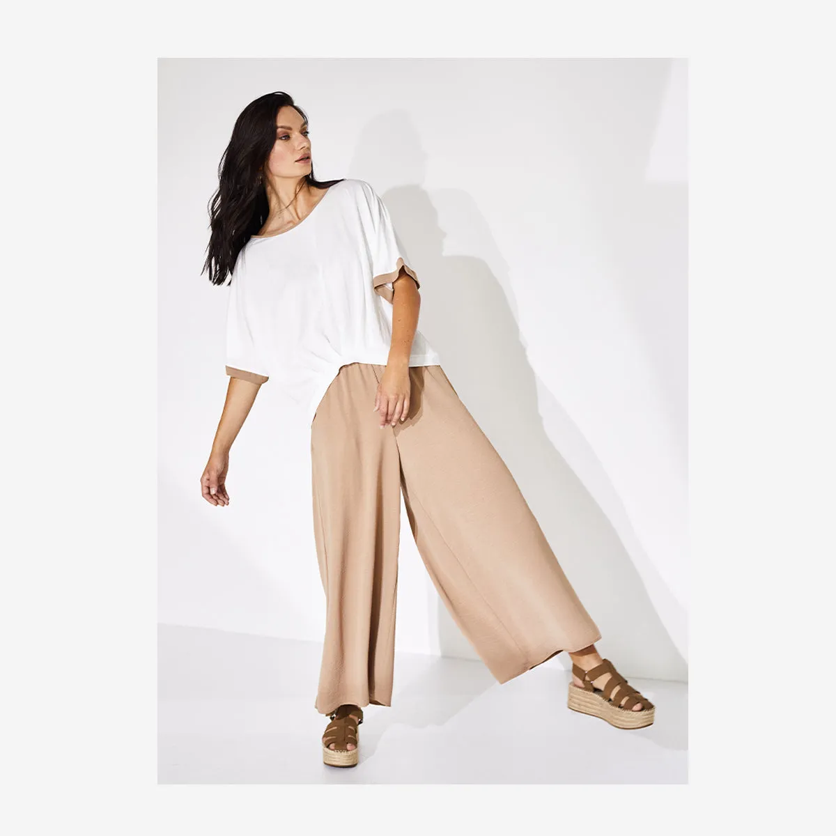 TAN WIDE LEG TROUSERS WITH ELASTIC WAIST