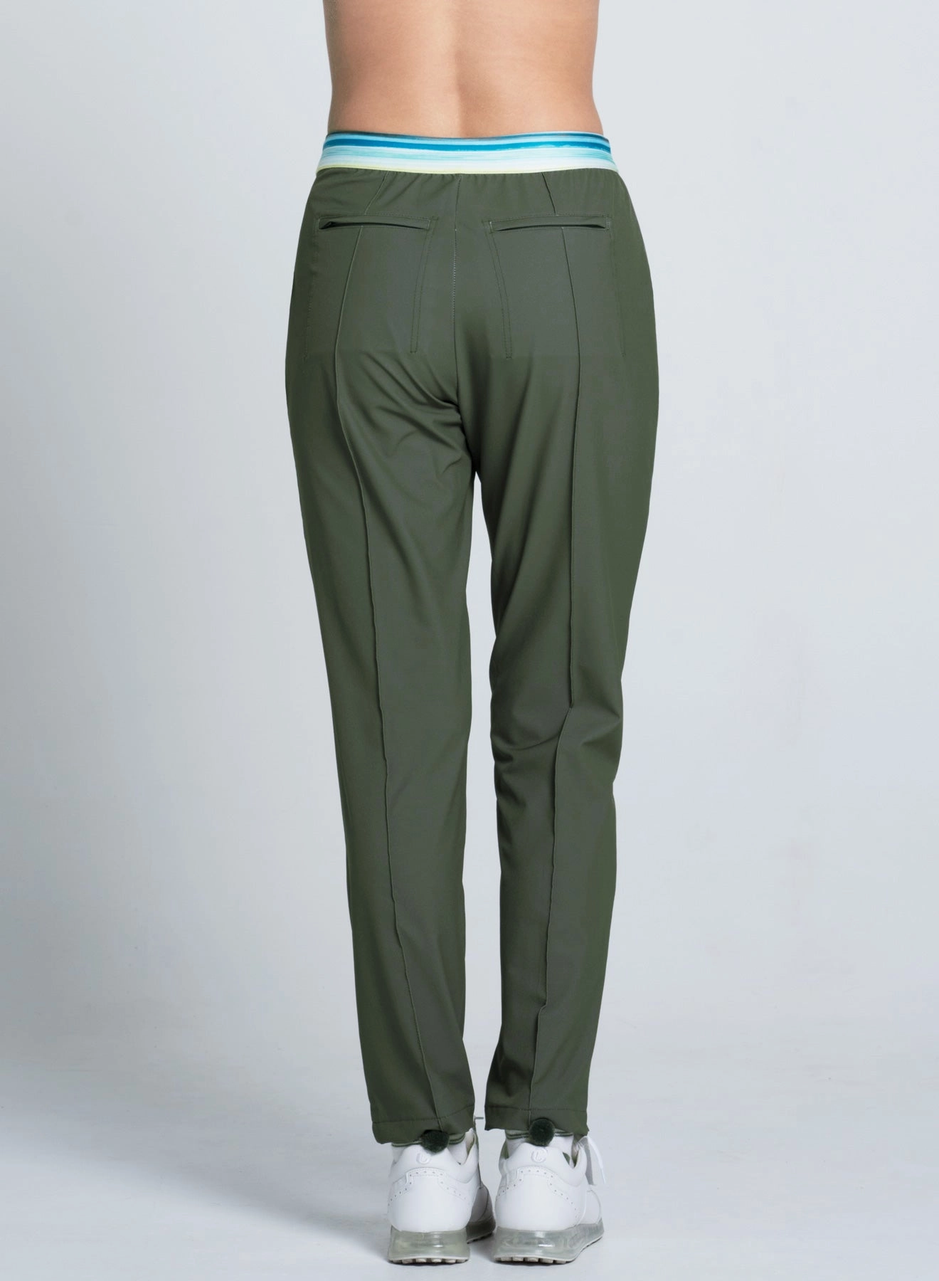 Isla Pant Flexible Material Crisp Design