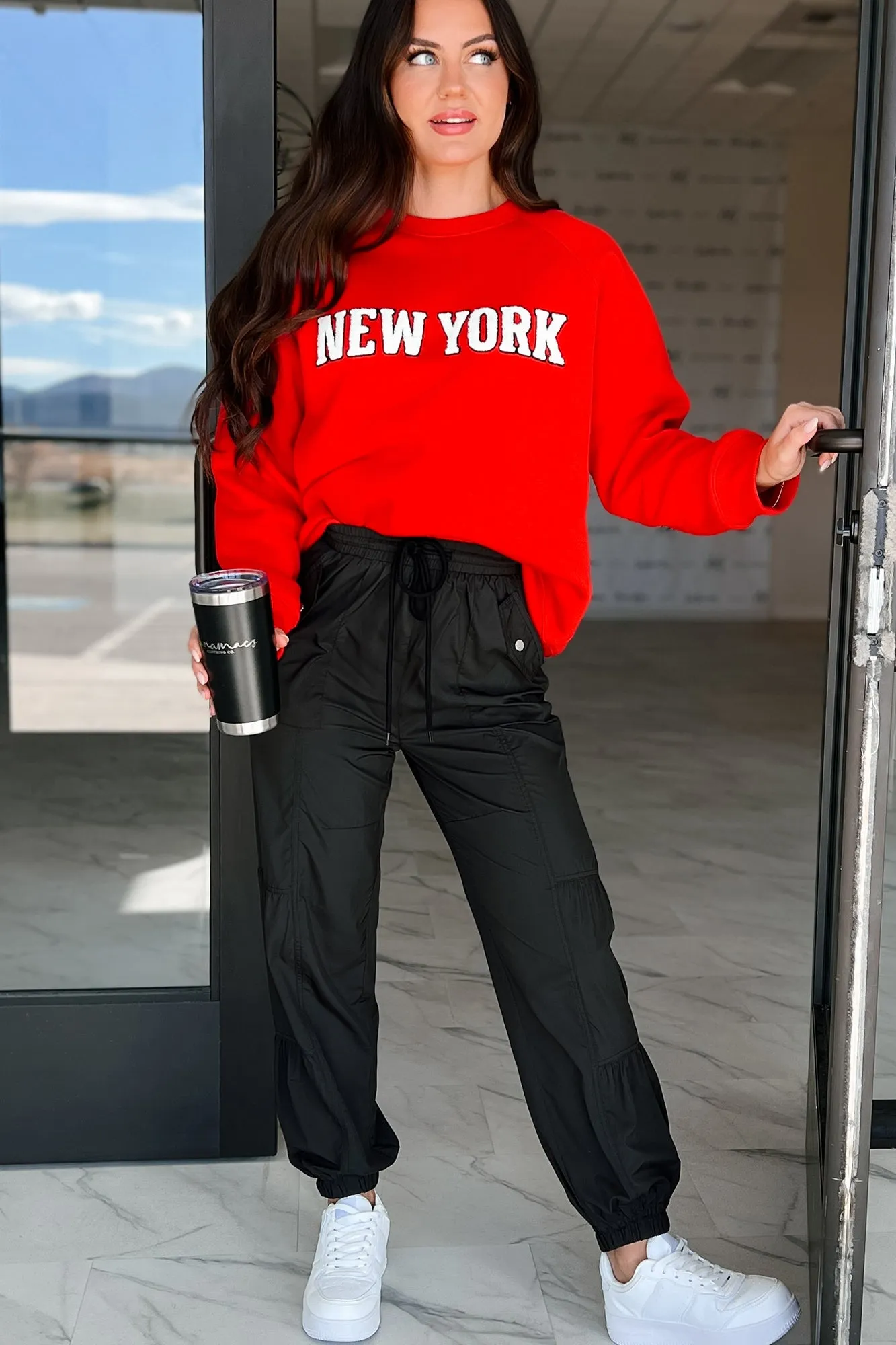 The City That Never Sleeps "New York" Raglan Sweatshirt (Red) Moisture Management