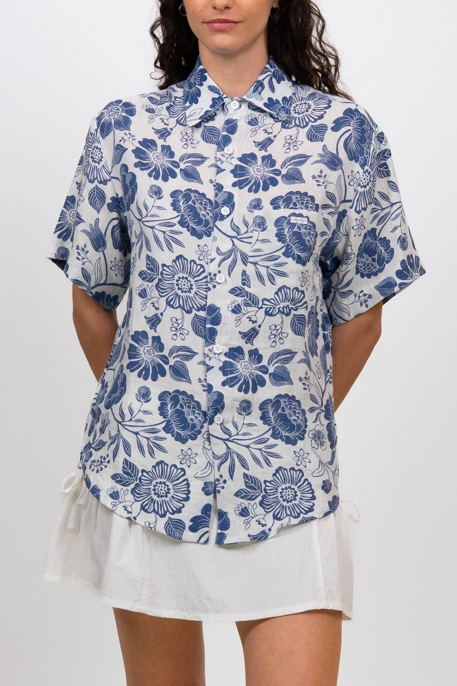 Trev Button Down (Sizes S, M) LaserCutVents Sweat Absorbing Lining