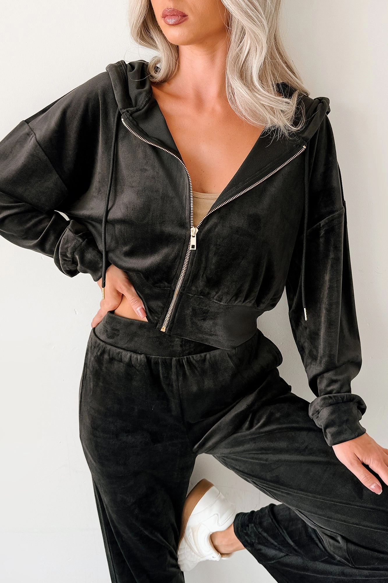 Up And Running Zenana Velvet Two Piece Set (Black) Soft Performance Light Fit Wear