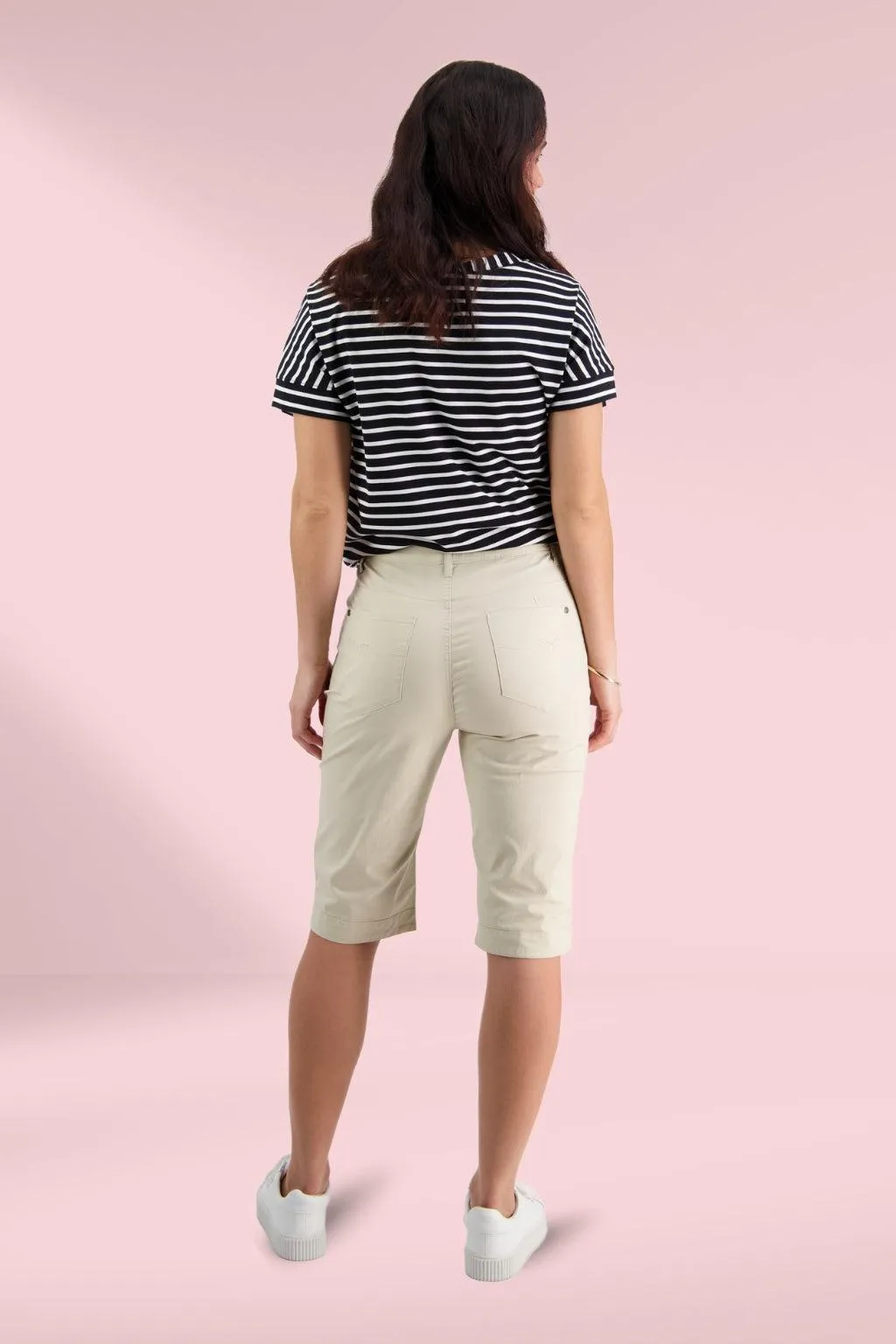 Vassalli Poplin Straight Leg Shorts Sand