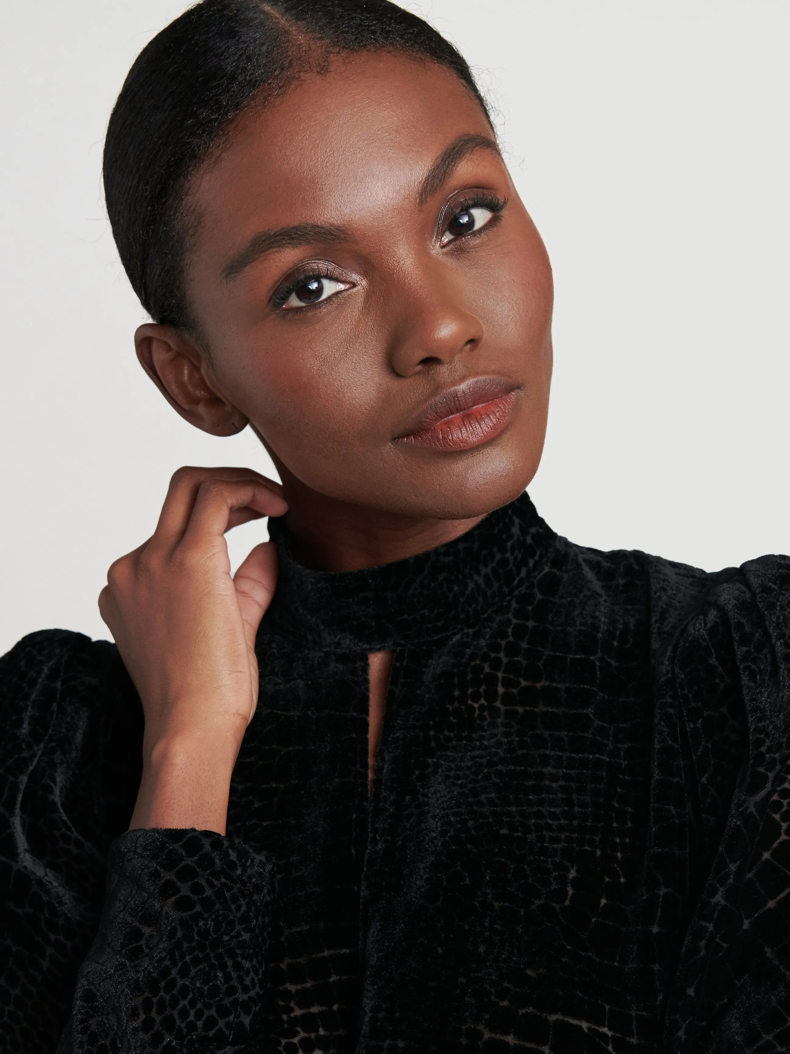 Velvet Party Top -- Noir