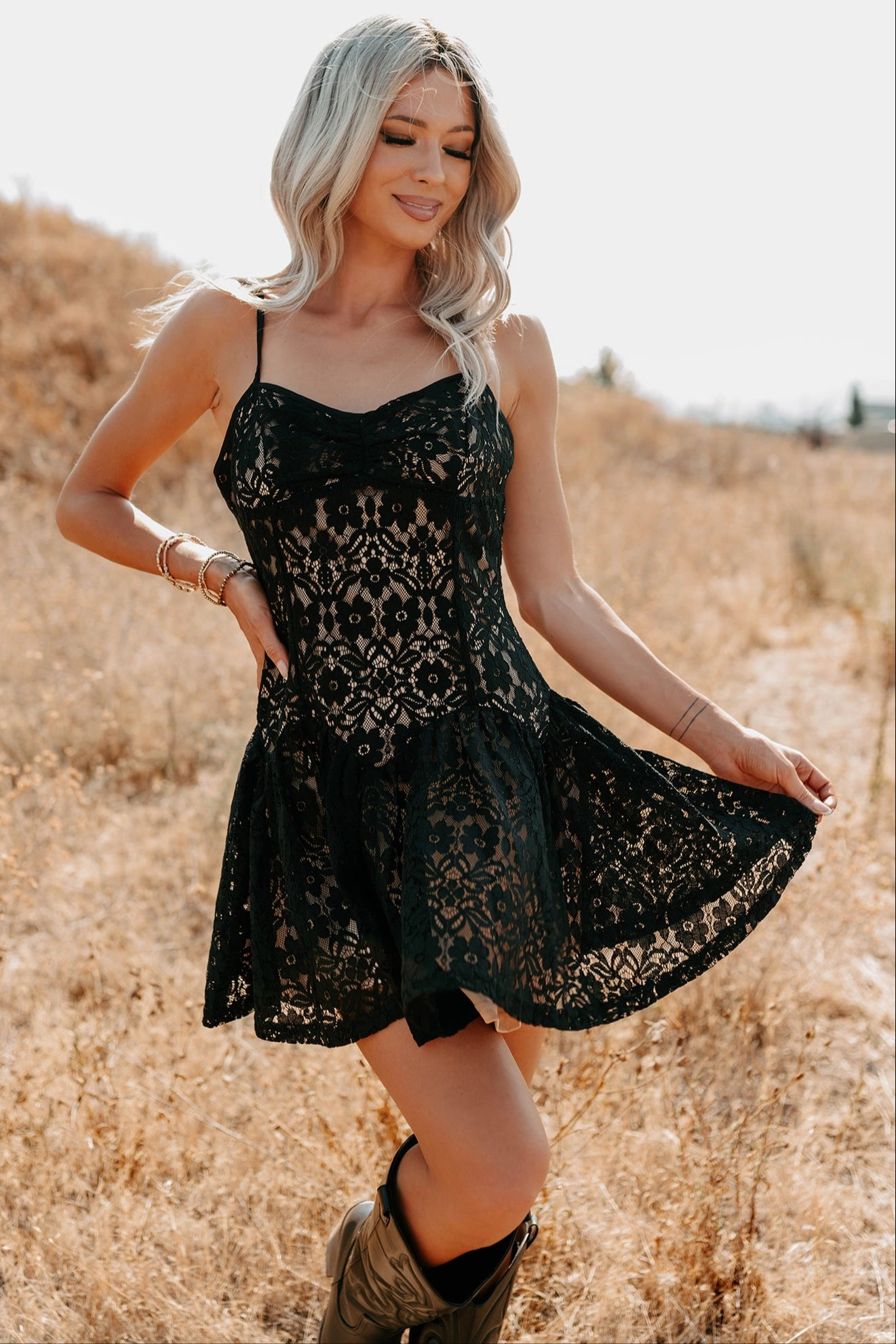 Travel Friendly Skin Touch Velvet Dawn Floral Lace Mini Dress (Black)