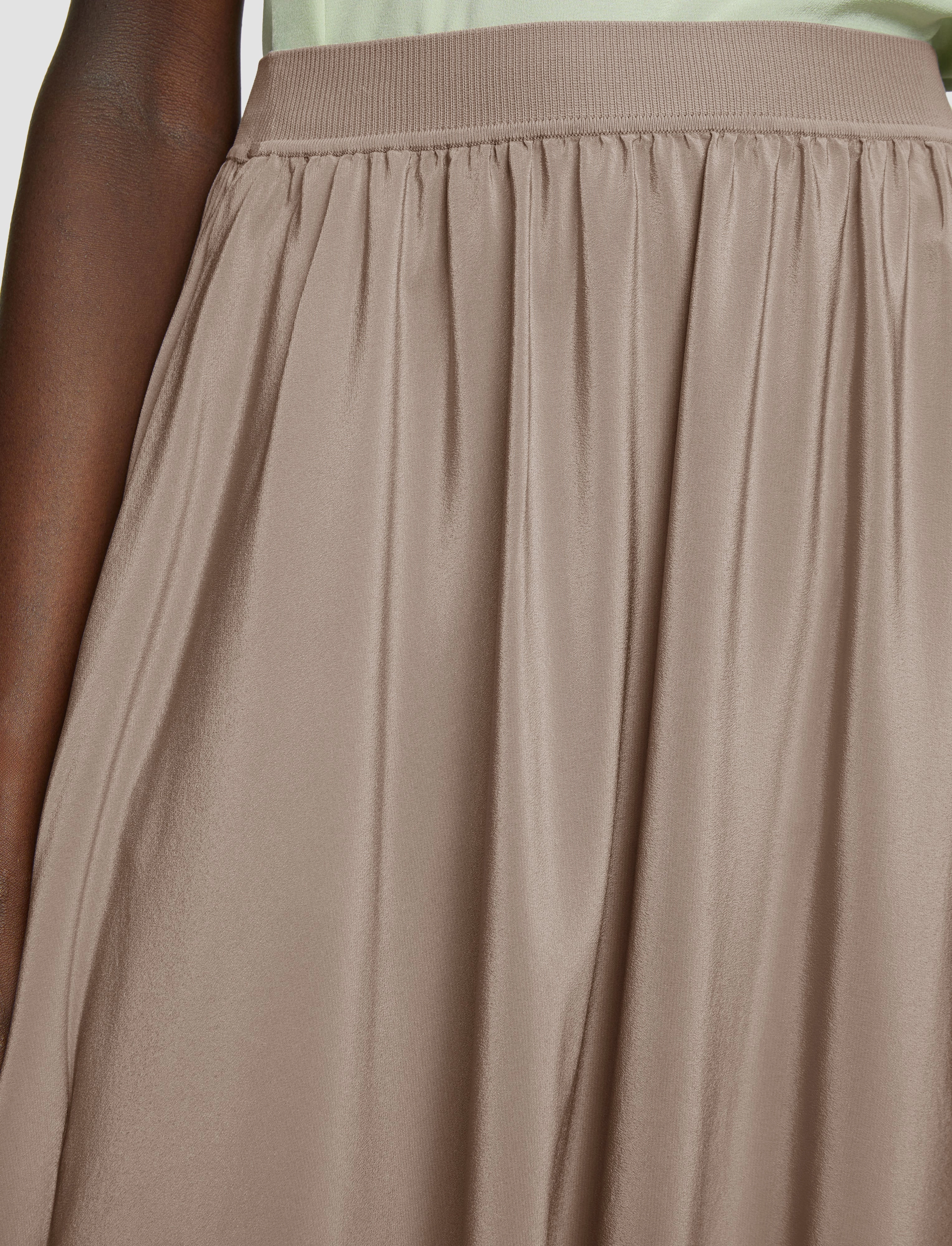 Smart Casual Violet Crepe de Soie Silk Skirt