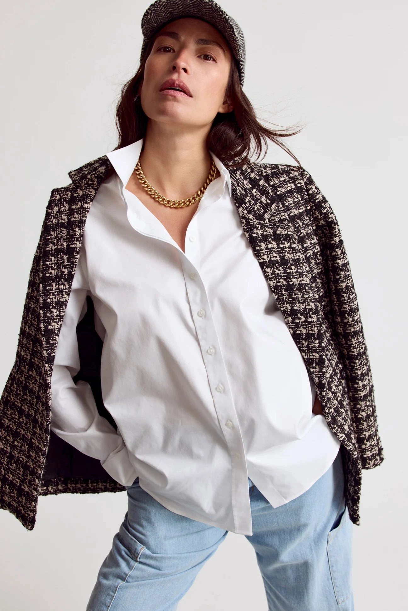 The Boyfriend Shirt White StretchKnit LowMaintenanceMaterial