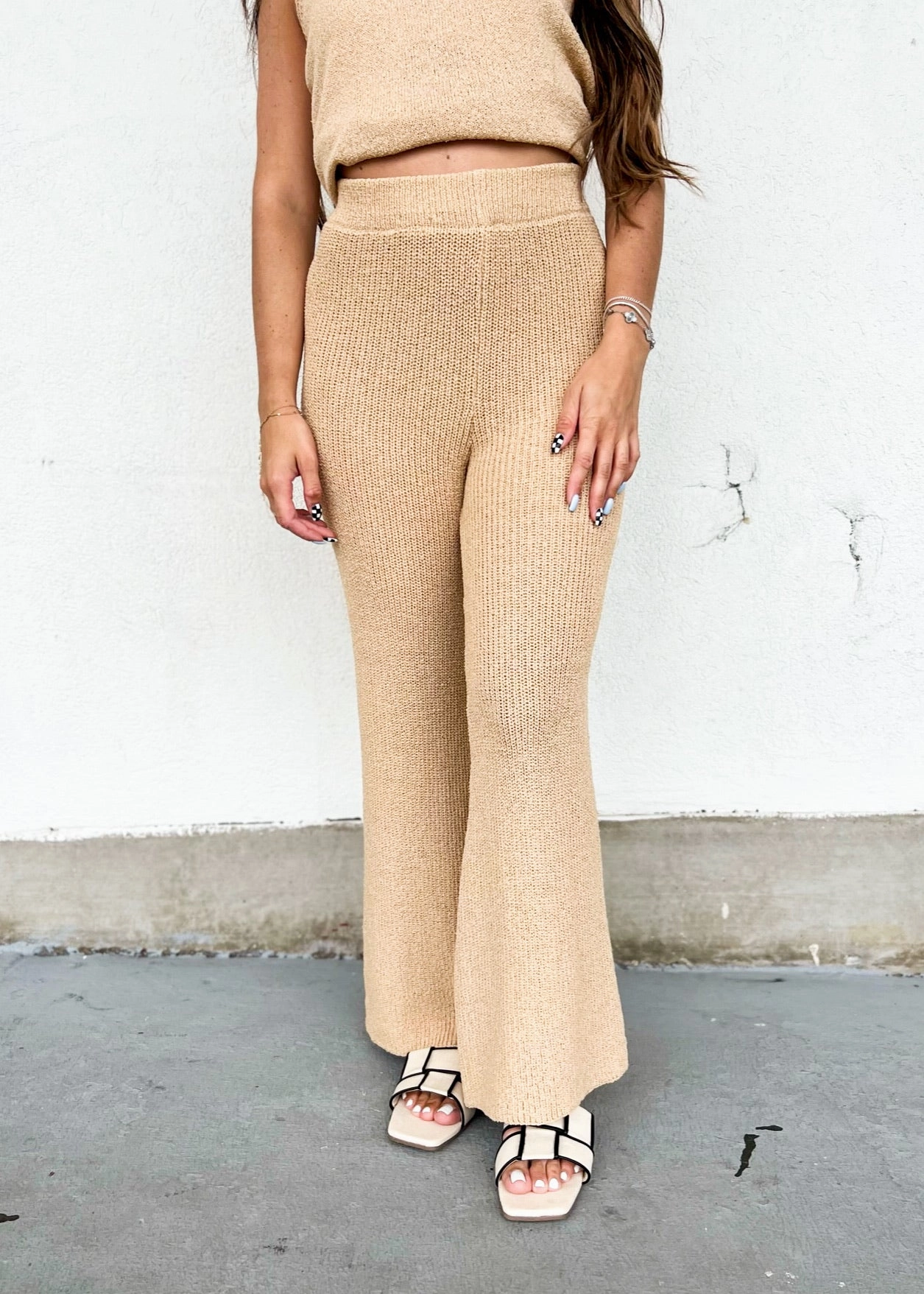 WENDY KNIT FLARE PANTS Adaptive Fit