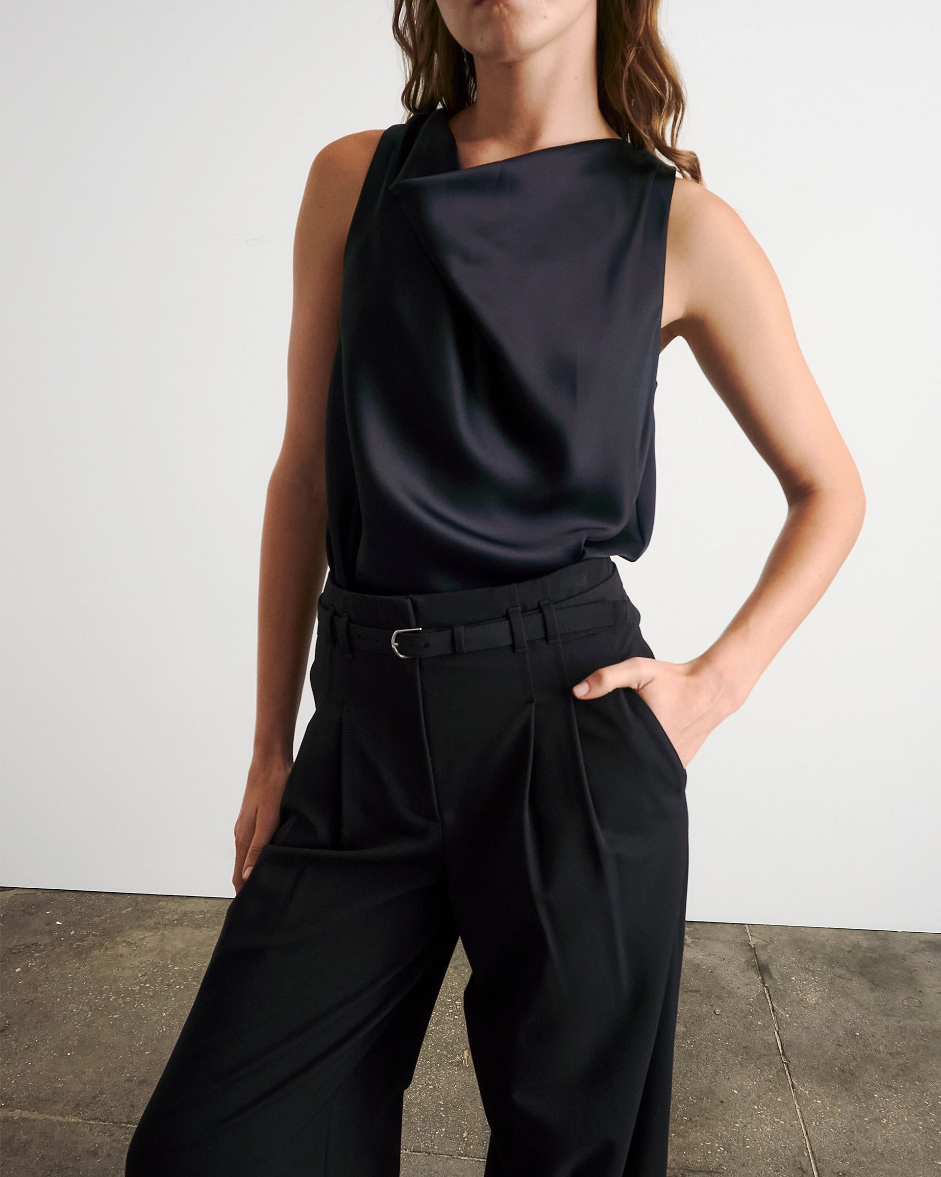 Flexible Knee Panels Functional Fashion Drew Pant
