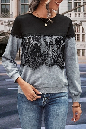WOMEN LACE TRIM LAYERED ROUND NECK DANDY T SHIRT Weighted Hem Design