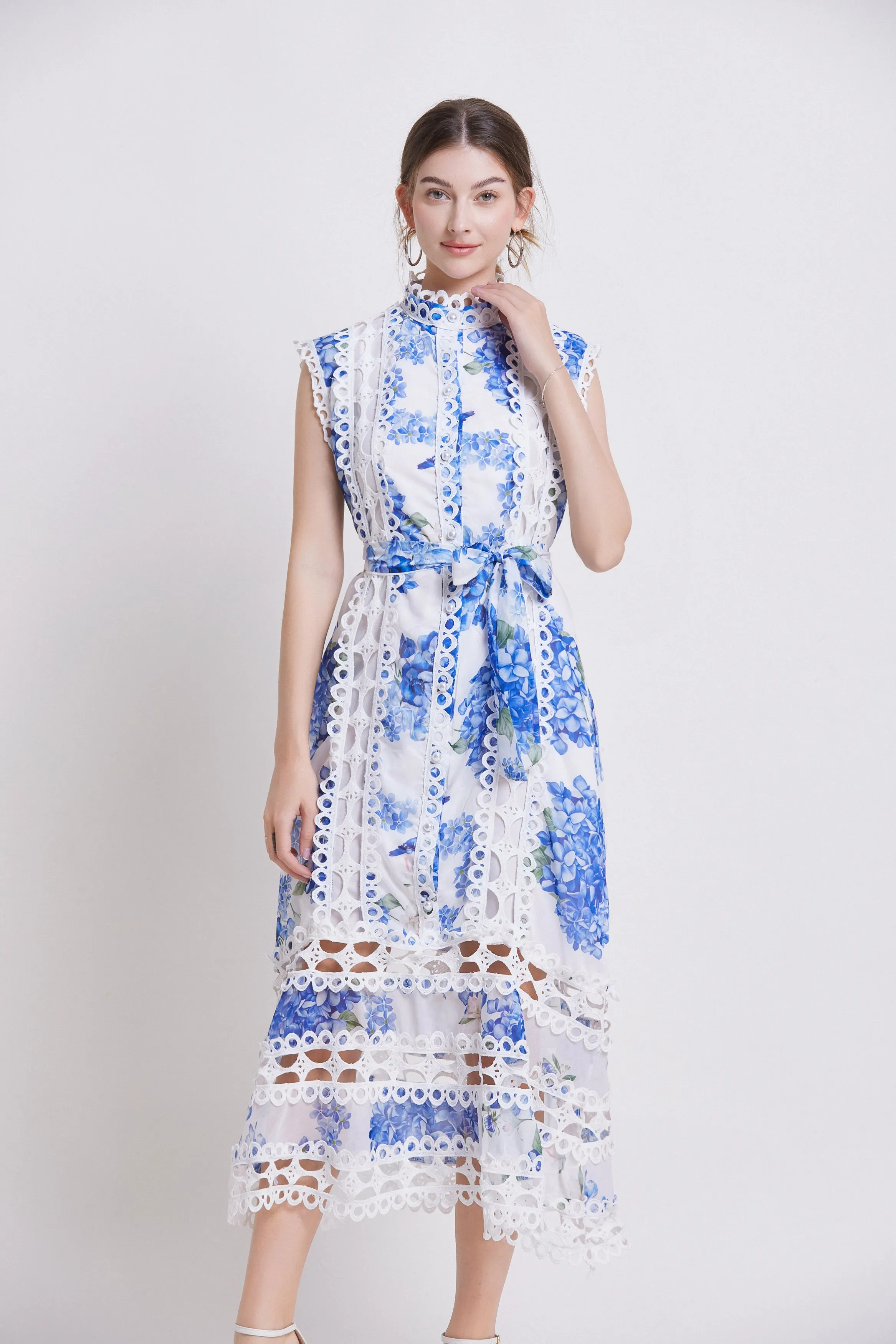 Women's Sleeveless Hollow Out Lace Midi Dress