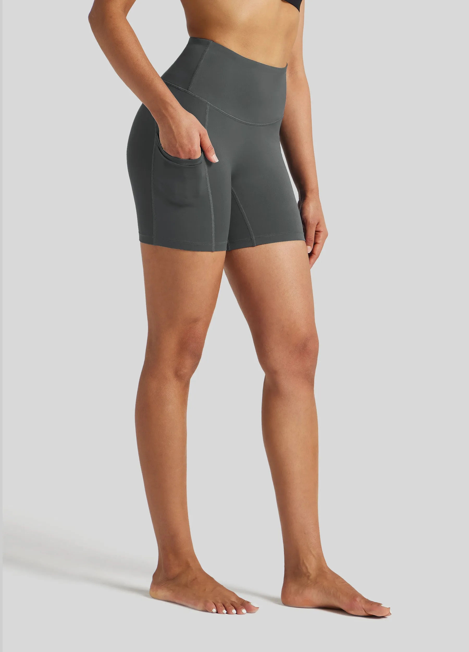 Women's Yoga Shorts with Pockets 5 Inch