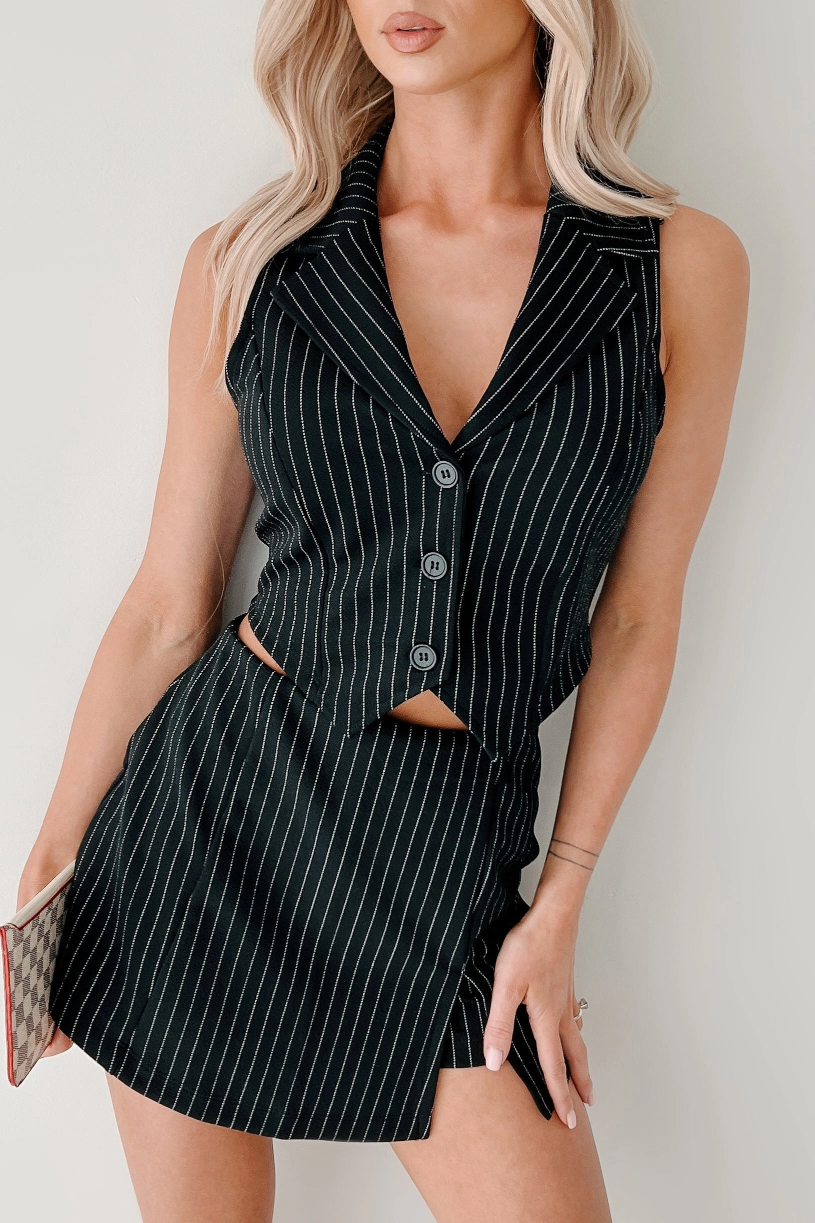 Reinforced Shoulders Workflow Edge Two Piece Pinstripe Skort Set (Black/White)