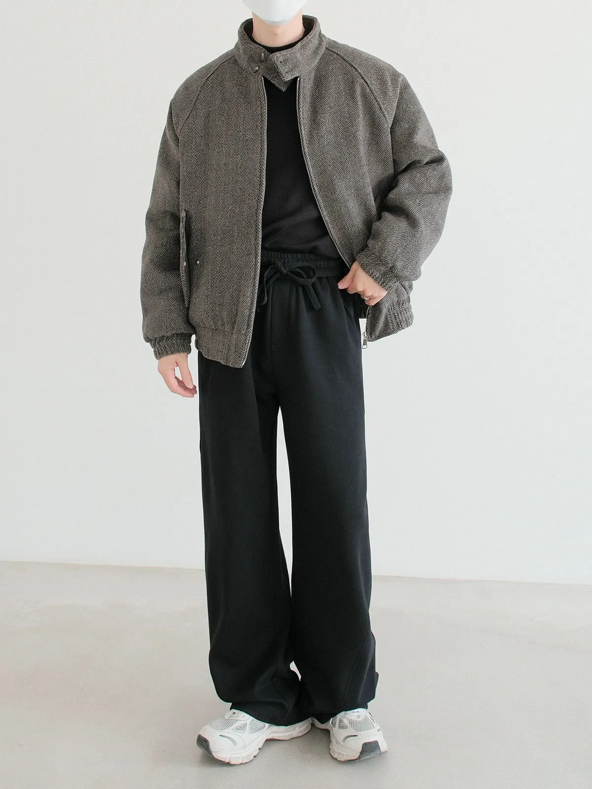 Zhou Drawstring Straight Leg Sweatpants
